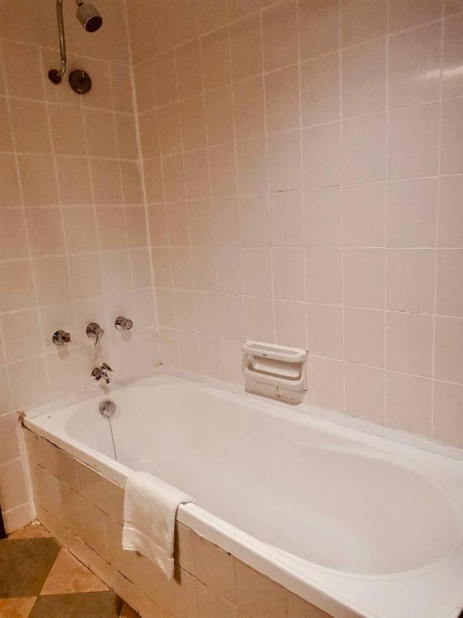 Seaview Deluxe Studio Couples Room S تانجونغ بونغاه المظهر الخارجي الصورة