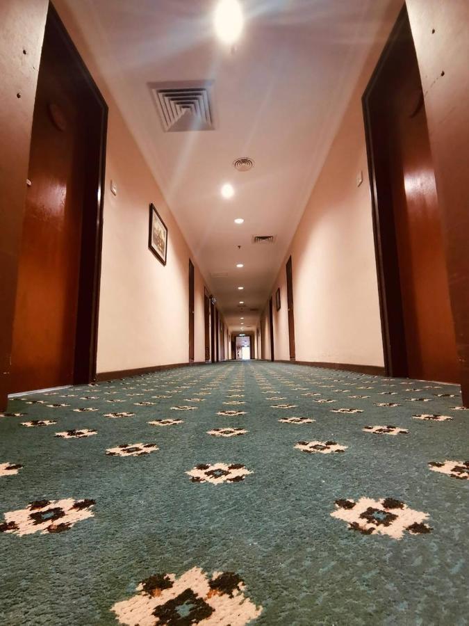 Seaview Deluxe Studio Couples Room S تانجونغ بونغاه المظهر الخارجي الصورة