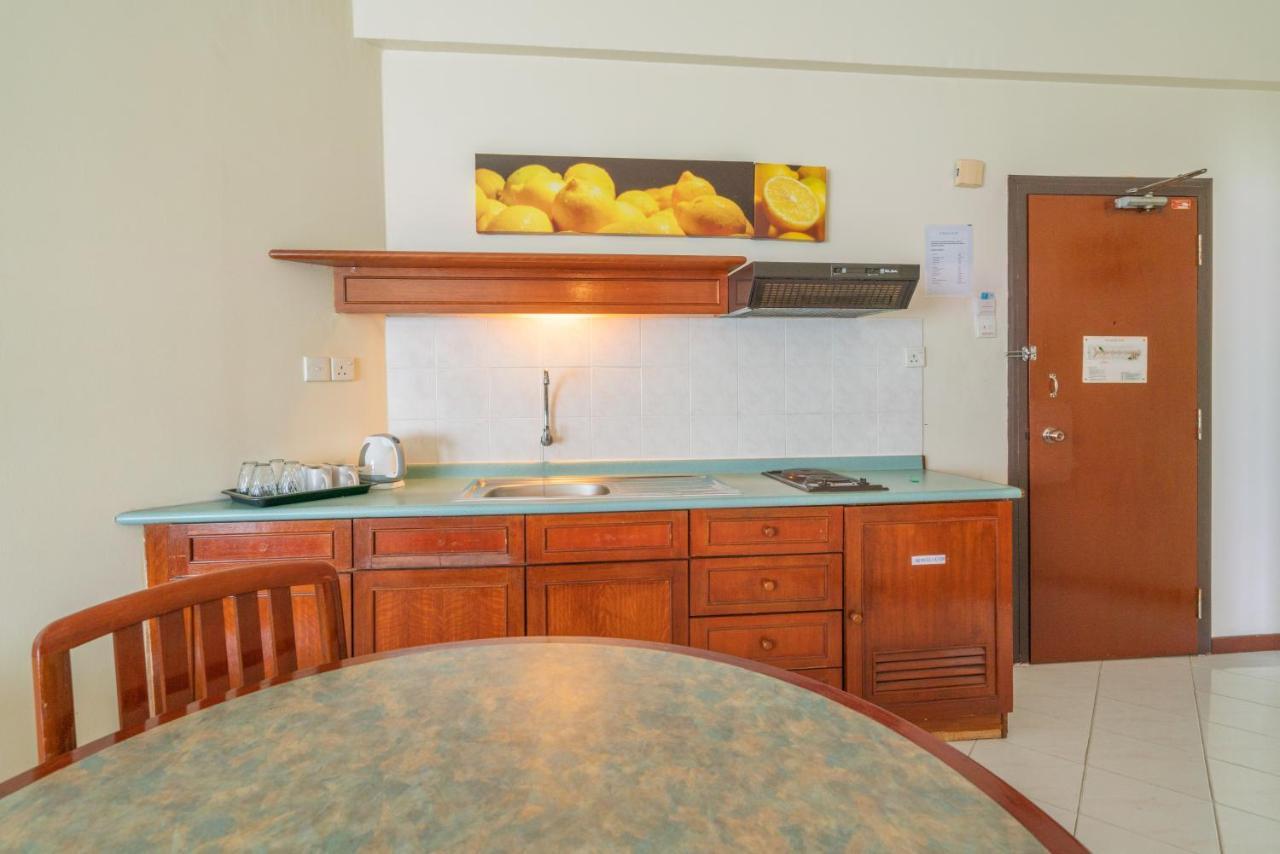 Seaview Deluxe Studio Couples Room S تانجونغ بونغاه المظهر الخارجي الصورة