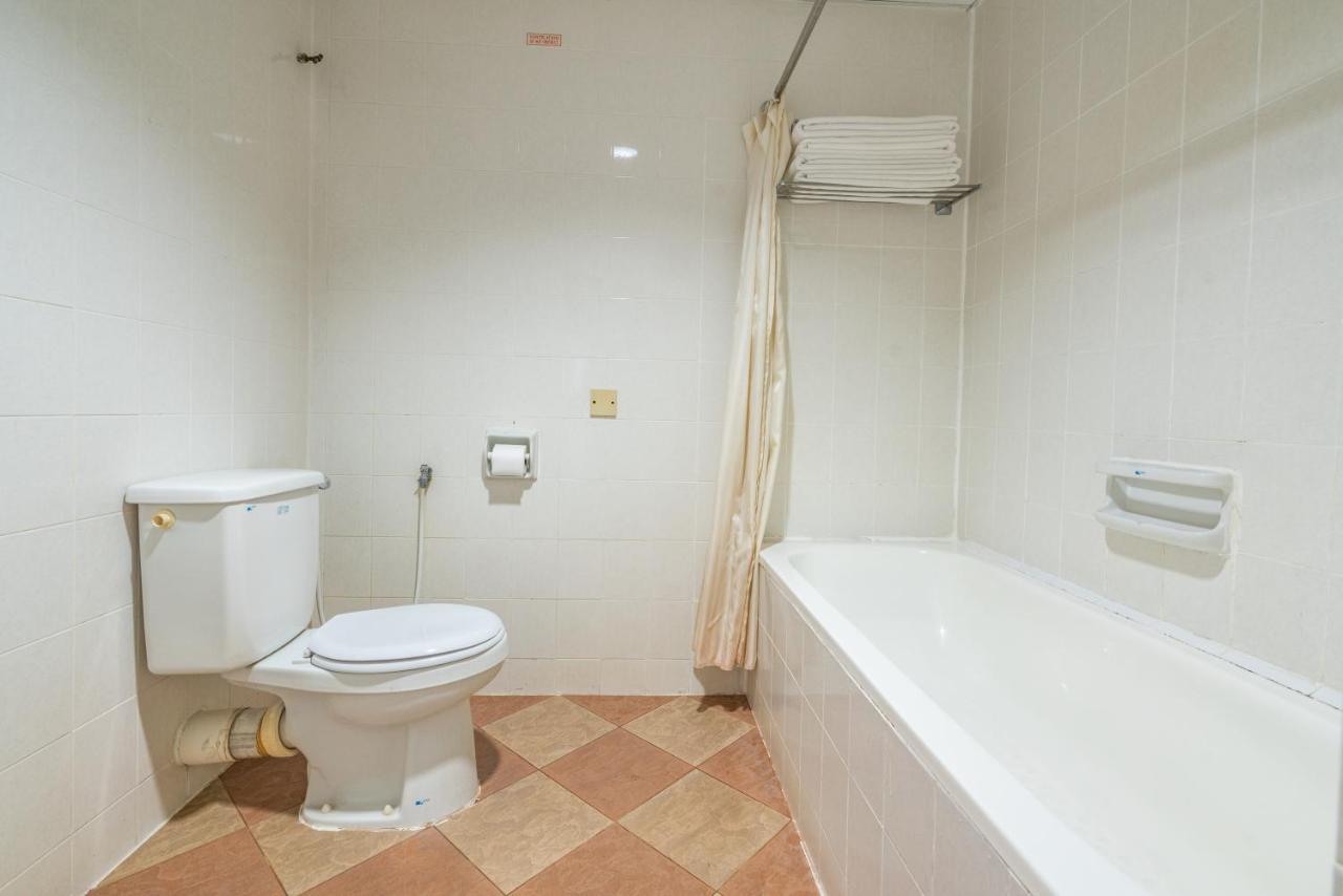 Seaview Deluxe Studio Couples Room S تانجونغ بونغاه المظهر الخارجي الصورة