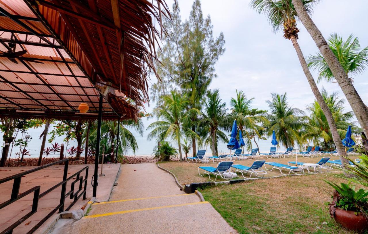 Seaview Deluxe Studio Couples Room S تانجونغ بونغاه المظهر الخارجي الصورة